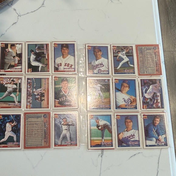 Baseball Trading Card Collection - Picture 16 of 16